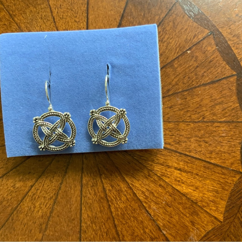 NWT Silverstone Celtic Motif Earnings